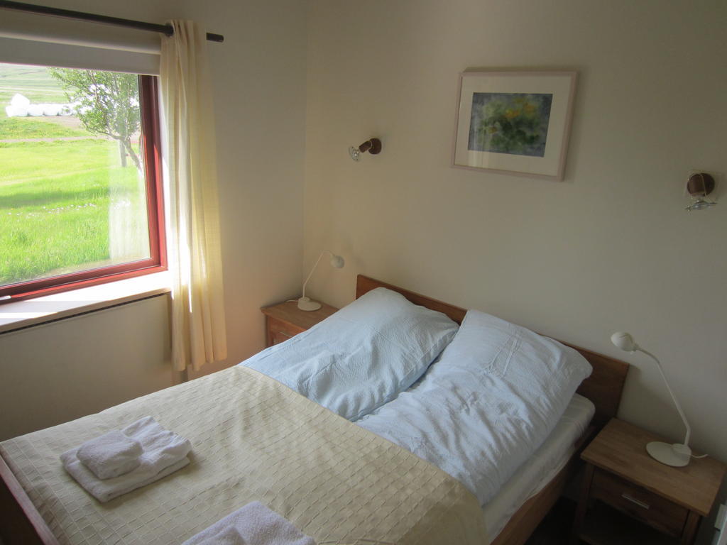 Nes Guesthouse Рейкгольт Номер фото