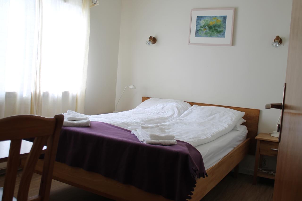 Nes Guesthouse Рейкгольт Екстер'єр фото